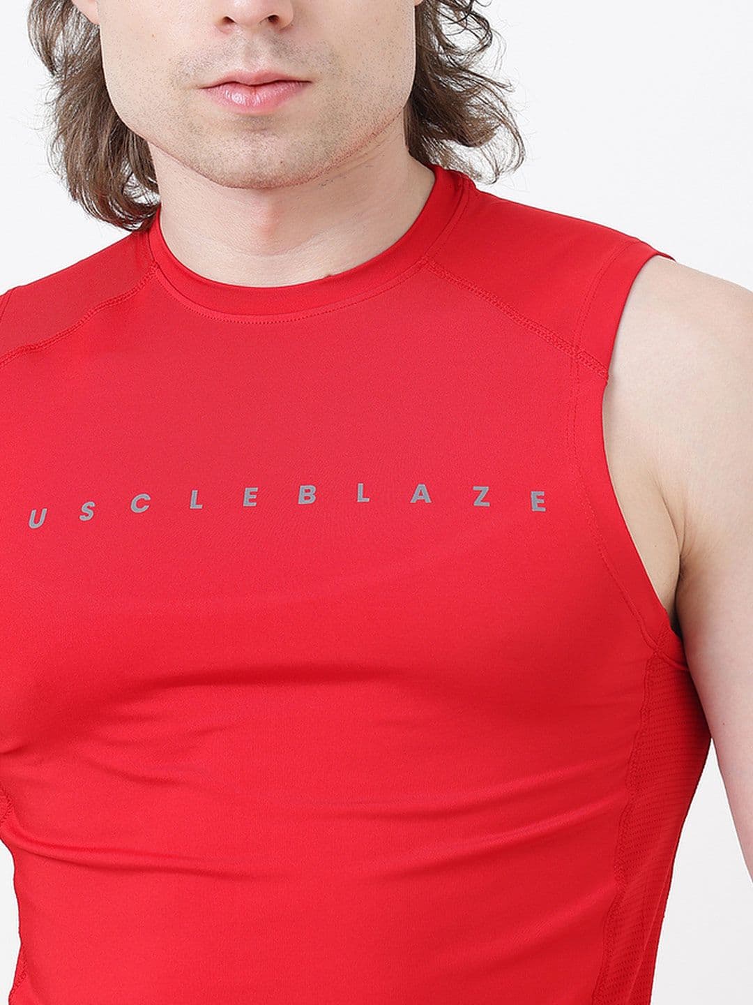 MuscleBlaze Unisex Brand Logo Printed Round Neck Compression T-shirt thumbnail 6