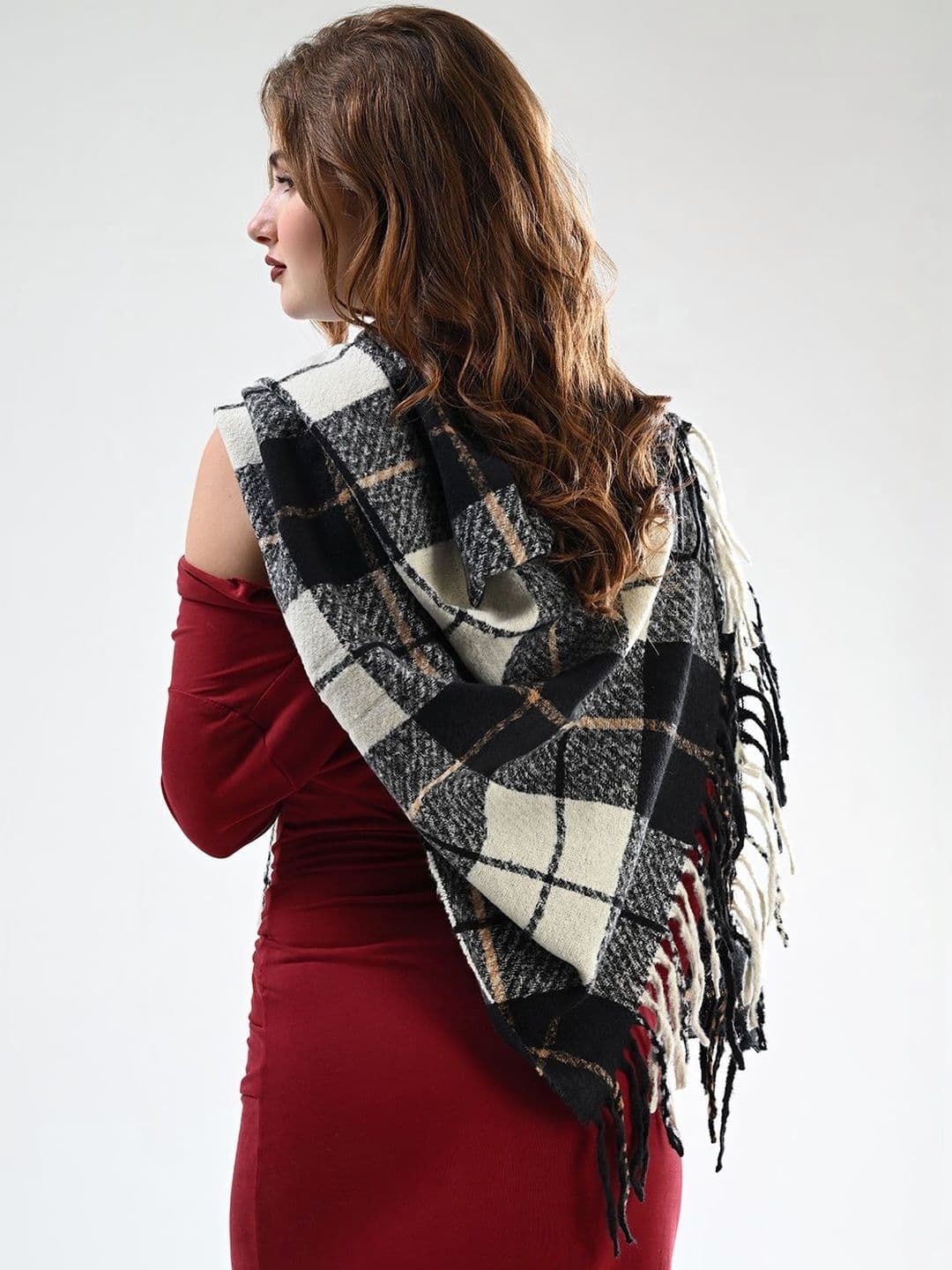 Cazzano Women Checked Printed Shawl thumbnail 2