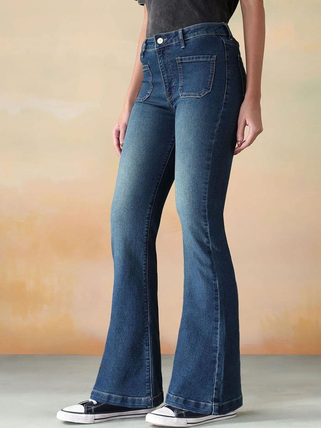 Aadvi Fashion Women Comfort Flared High-Rise Light Fade Acid Wash Stretchable Jeans thumbnail 3
