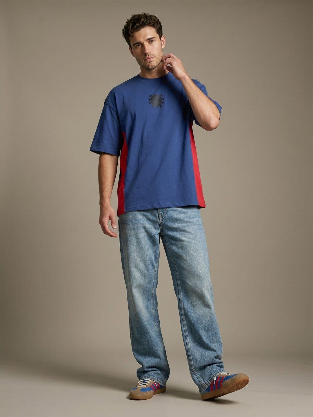 glitchez Drop-Shoulder Sleeves Oversized Fit T-shirt thumbnail 3