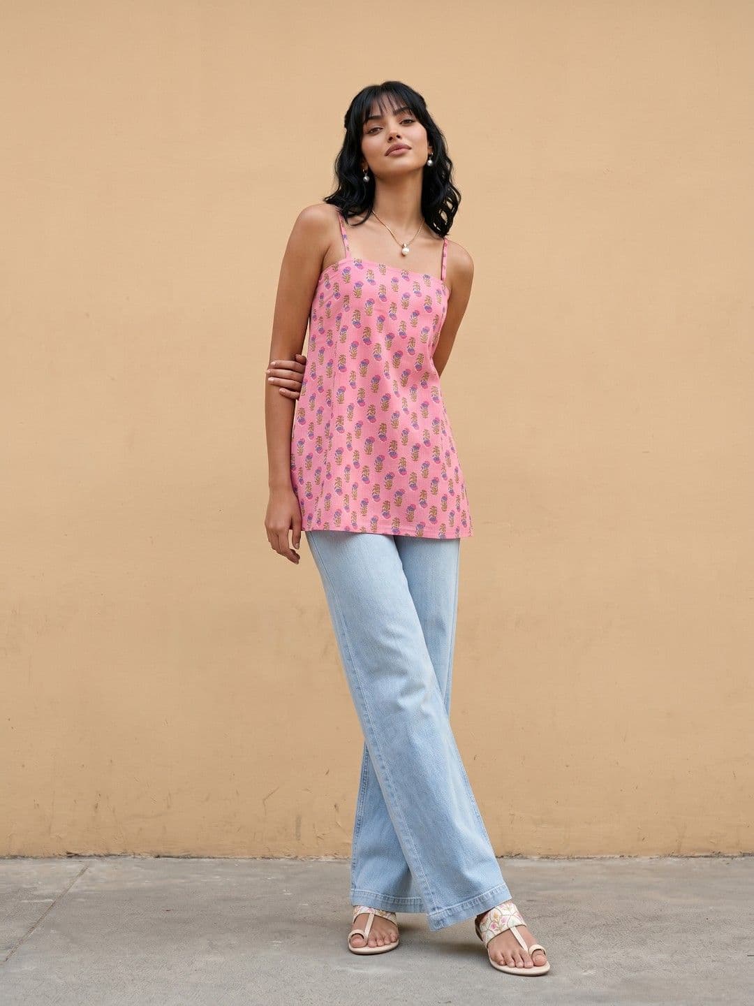 fusion by glitchez Floral Printed Pure Cotton Kurti thumbnail 2