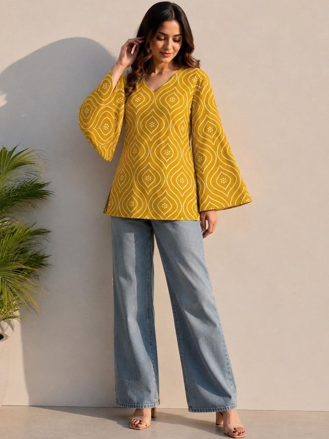 Sangria Printed V-Neck Above Knee Straight Kurtas thumbnail 4