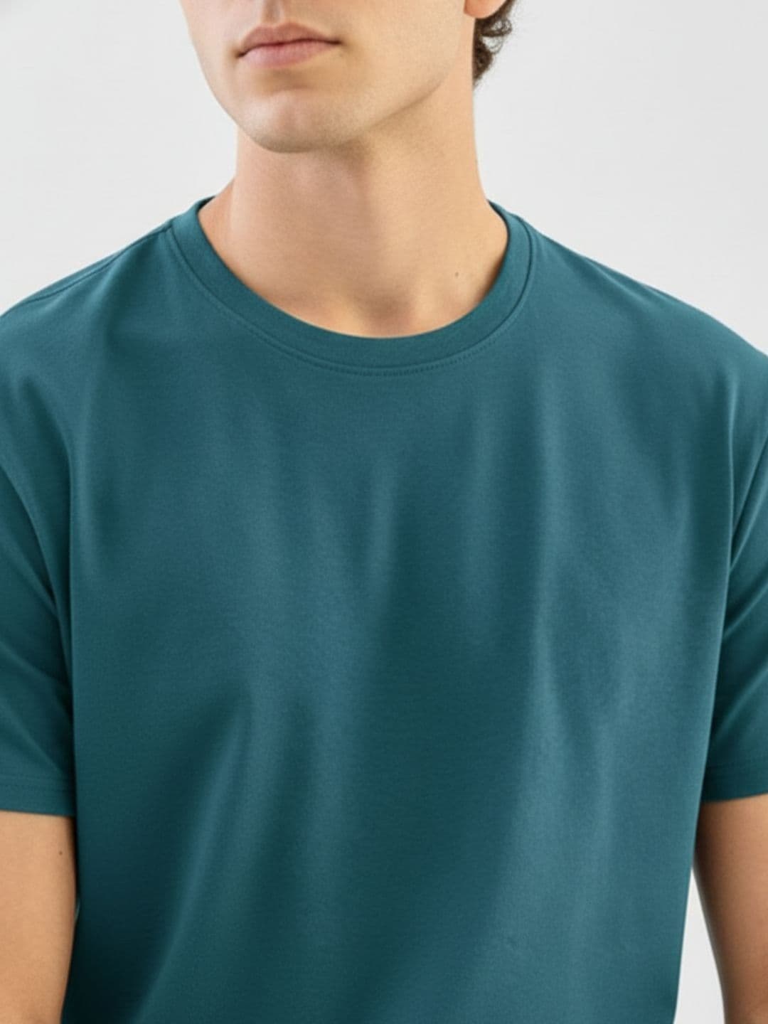 Mast & Harbour Rigo Men Teal Soild Round Neck Regular Fit Cotton T-shirt thumbnail 3