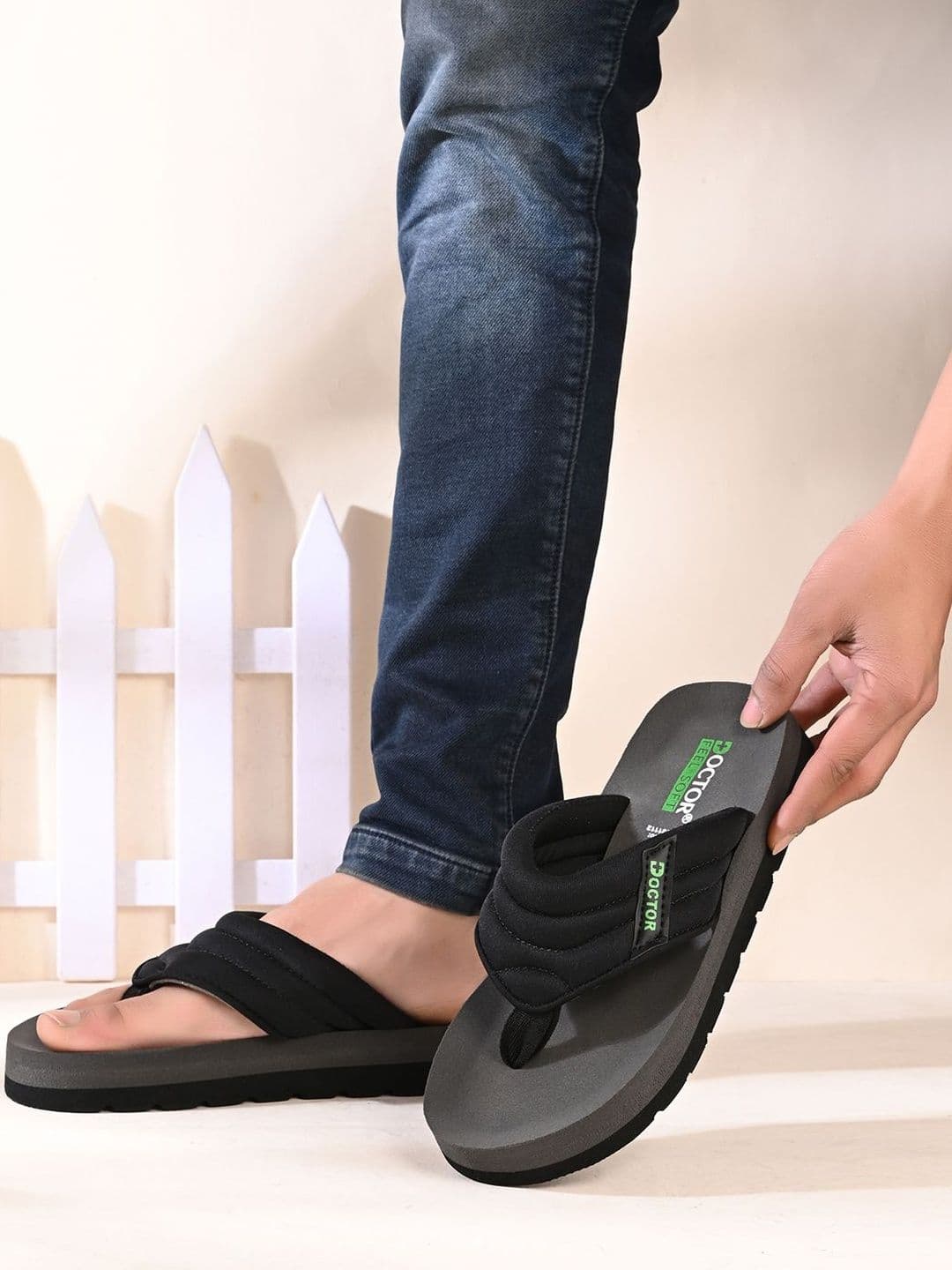DOCTOR FEEL SOFT Men Thong Flip-Flops - view 1