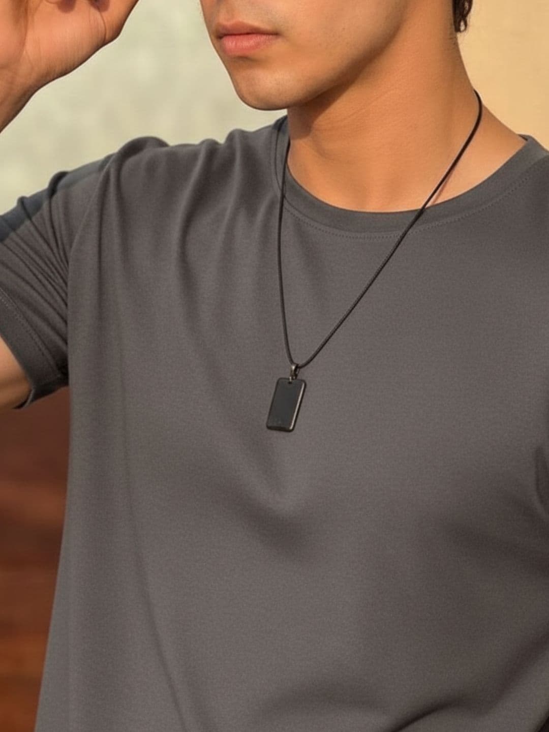 Rigo Men Dark Grey Solid Round Neck Regular Fit Cotton T-shirt thumbnail 4