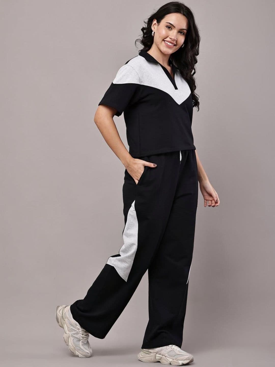 CLOTHINK INDIA Women Colourblocked T-shirt with Trousers thumbnail 5