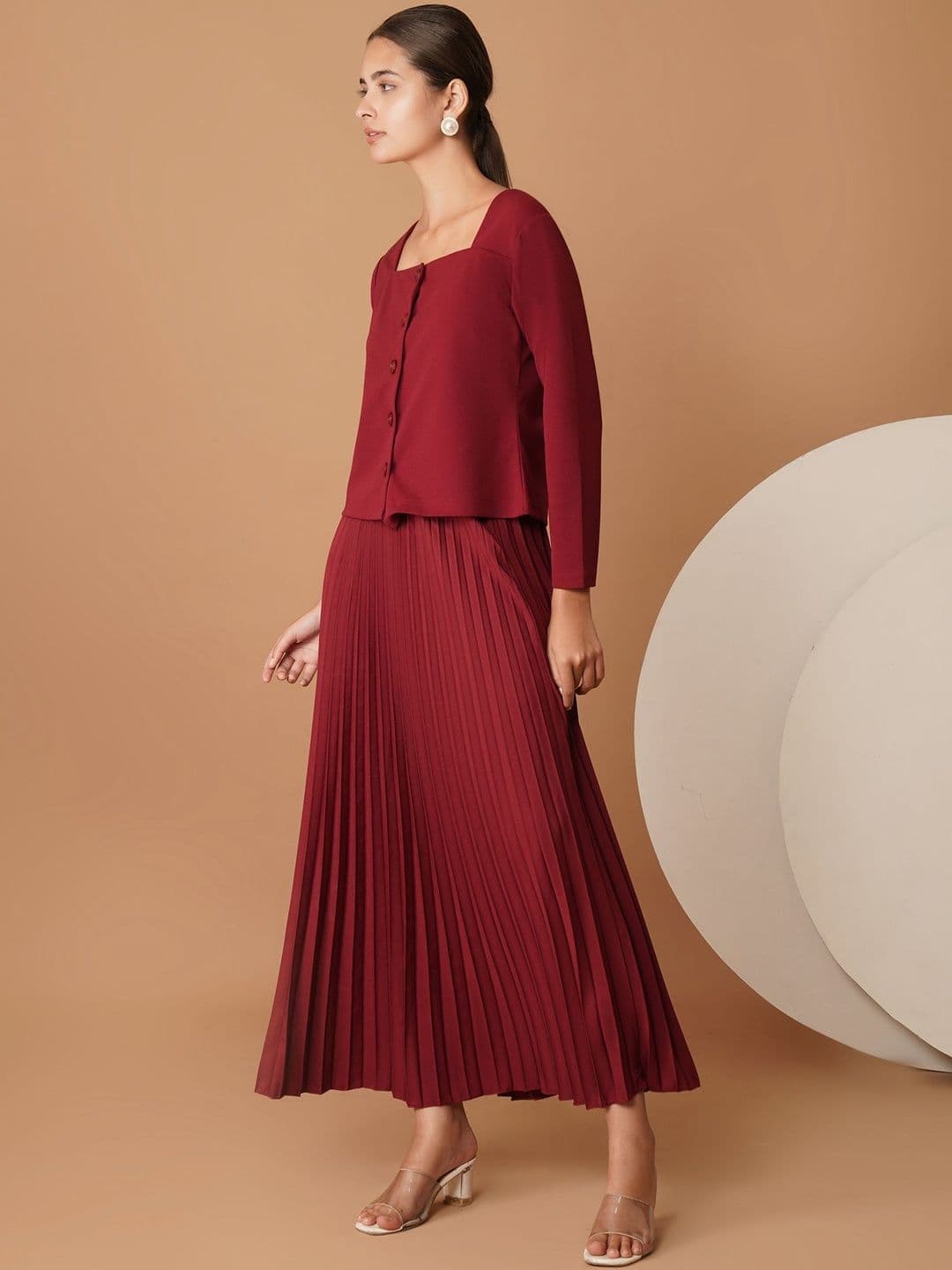 Chemistry Solid Top with Skirt thumbnail 5