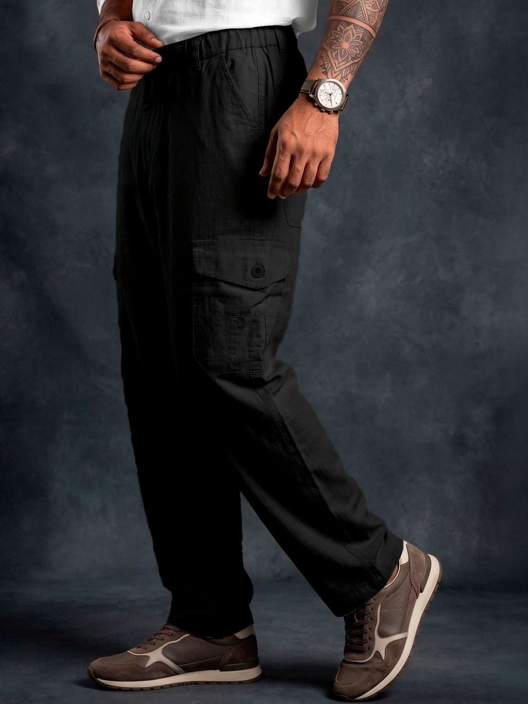 VOGAAN Men Relaxed Straight Fit Easy Wash Cargos Trousers thumbnail 2