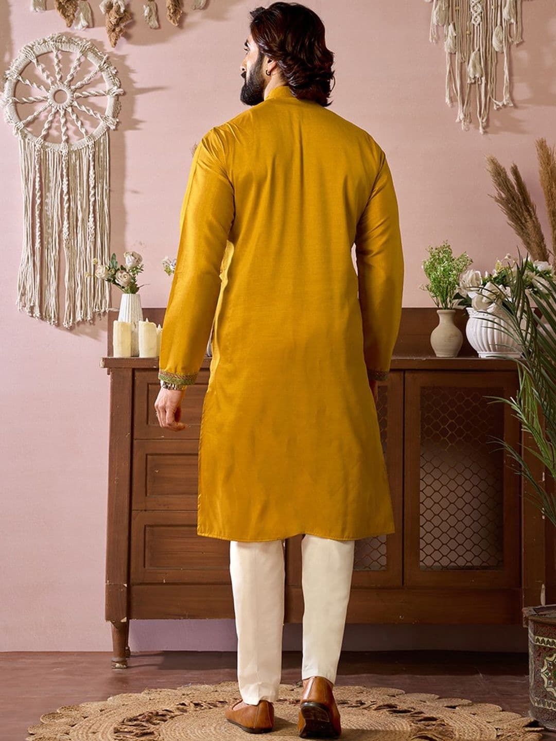 House of Pataudi Embroidered Cotton Mandarin Collar Knee Length Straight Kurta thumbnail 6