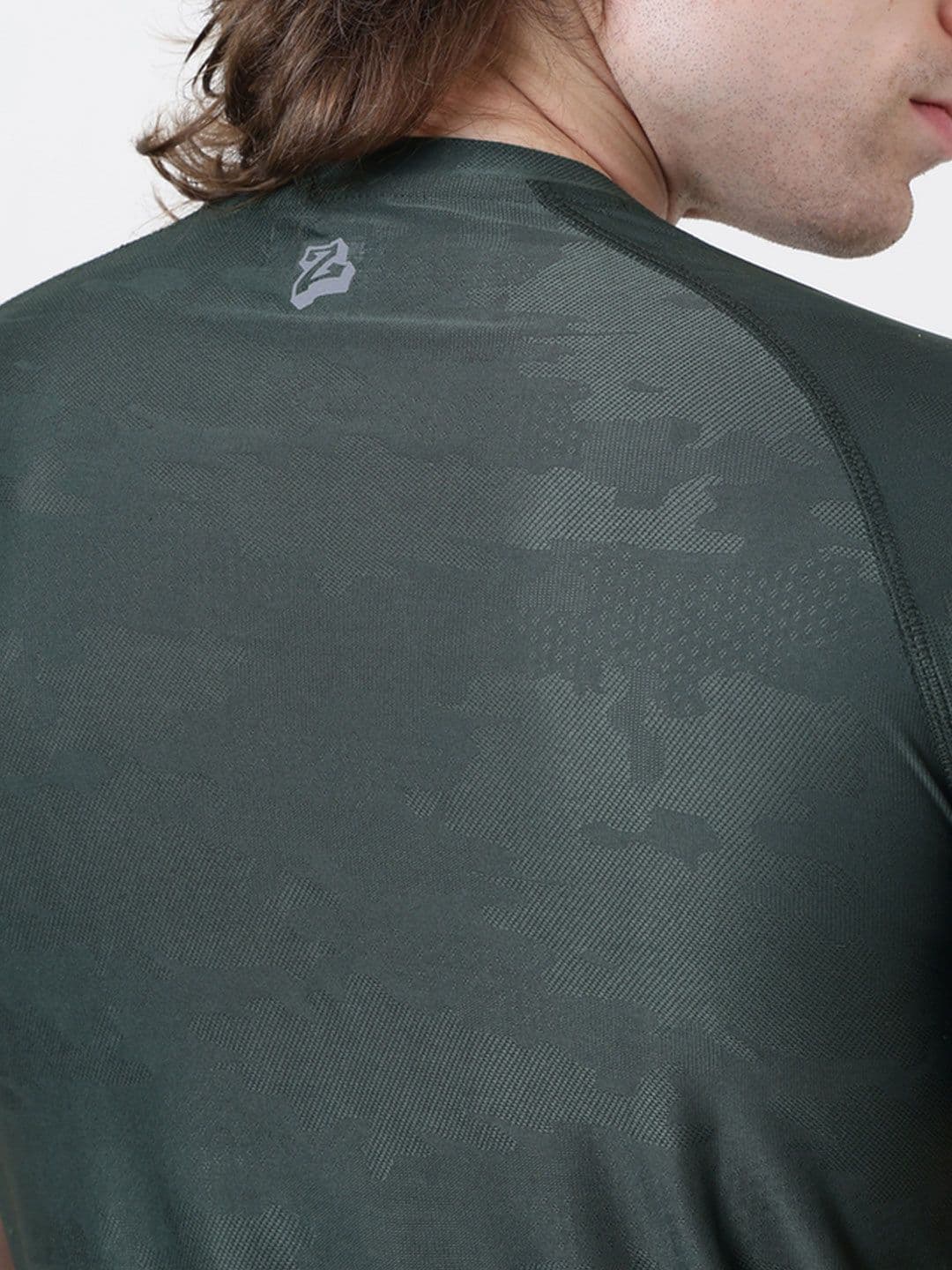 MuscleBlaze Unisex Brand Logo Printed Round Neck Compression T-shirt thumbnail 7
