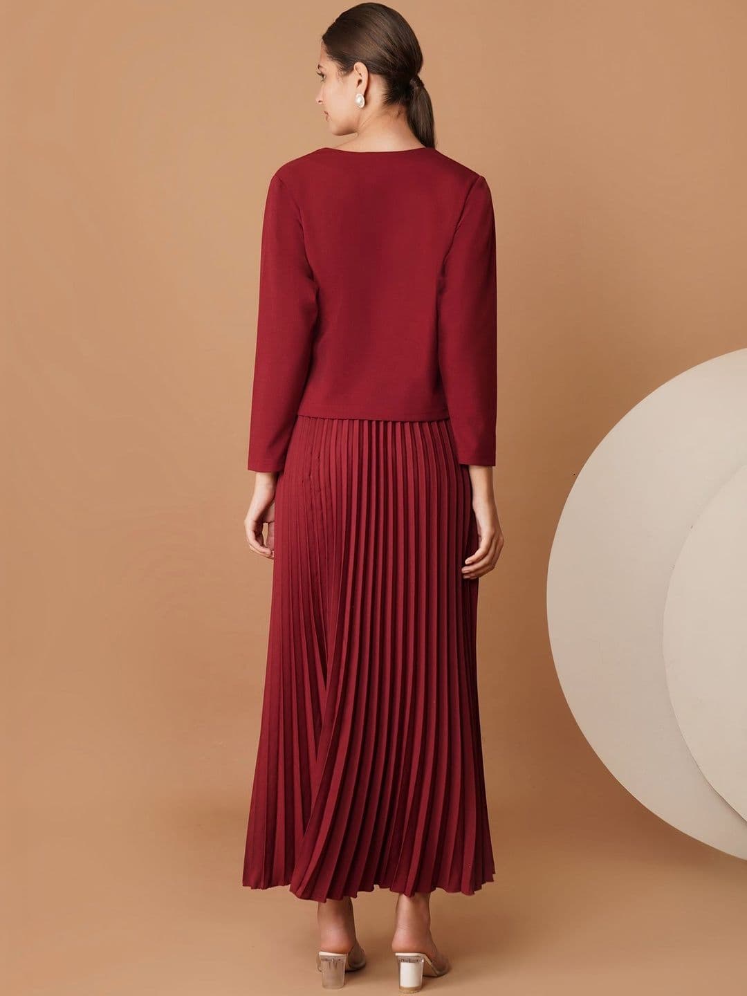 Chemistry Solid Top with Skirt thumbnail 2