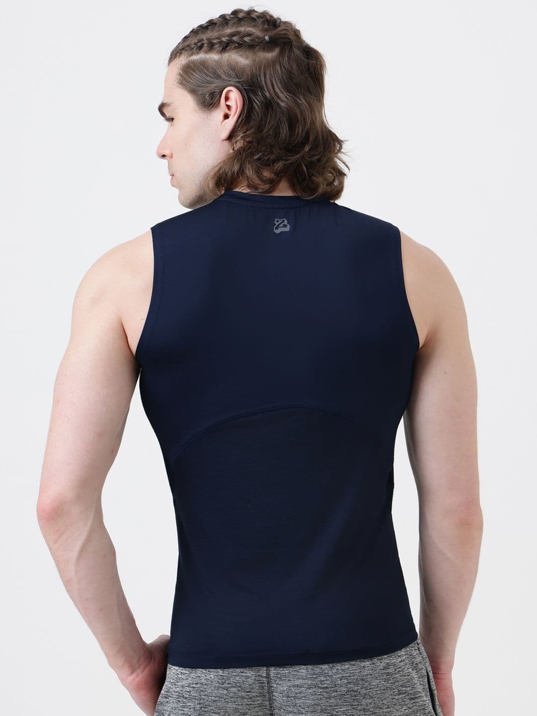 MuscleBlaze Men Brand Logo Printed Round Neck Compression T-shirt thumbnail 2