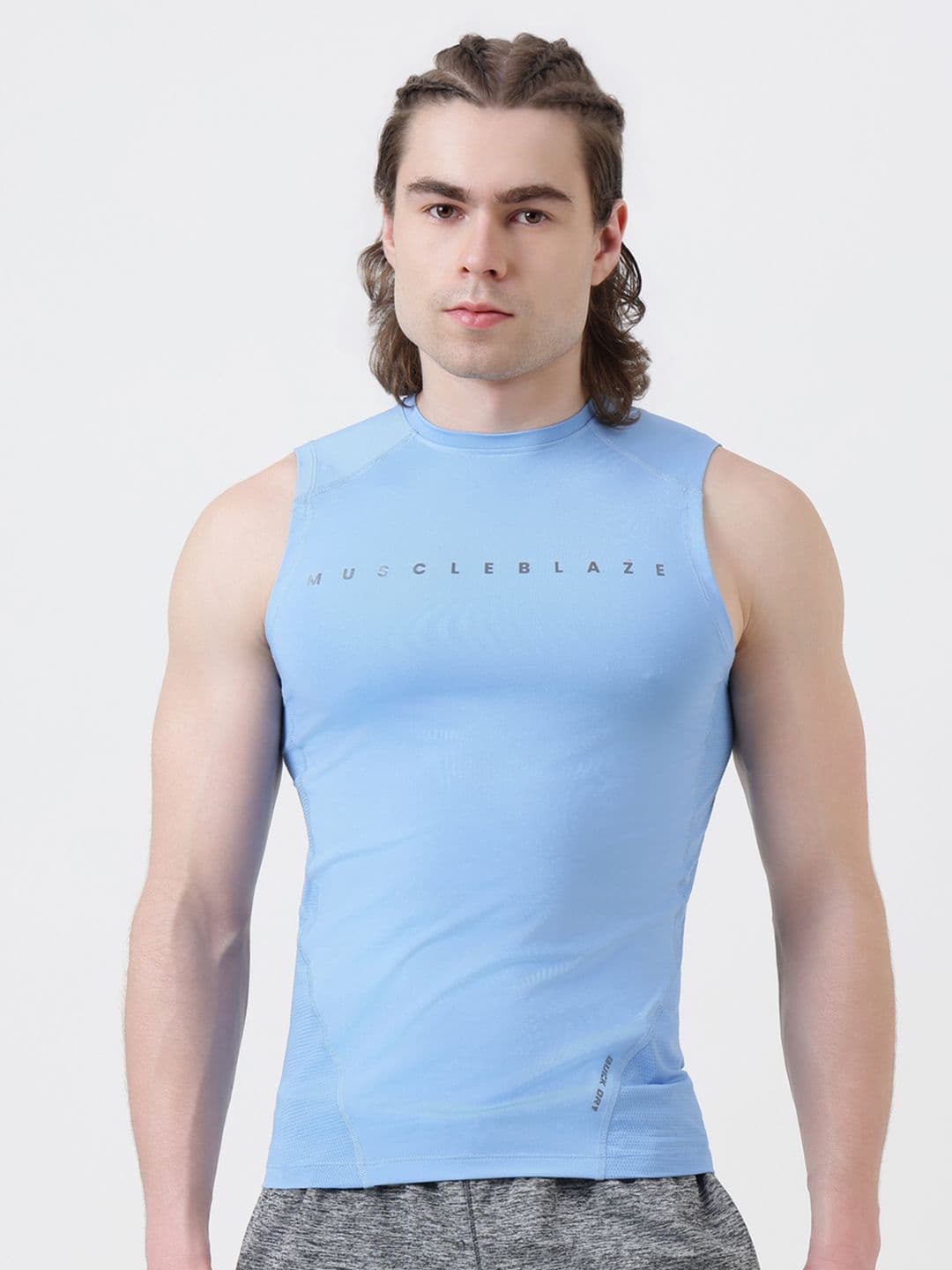 MuscleBlaze Unisex Brand Logo Printed Round Neck Compression T-shirt - view 1