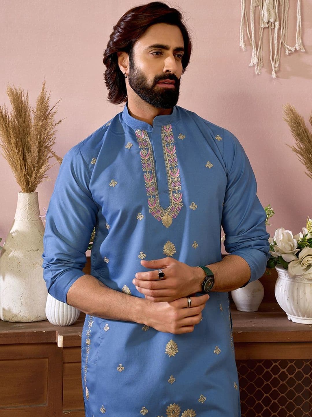 House of Pataudi Embroidered Cotton Mandarin Collar Knee Length Straight Kurta thumbnail 3