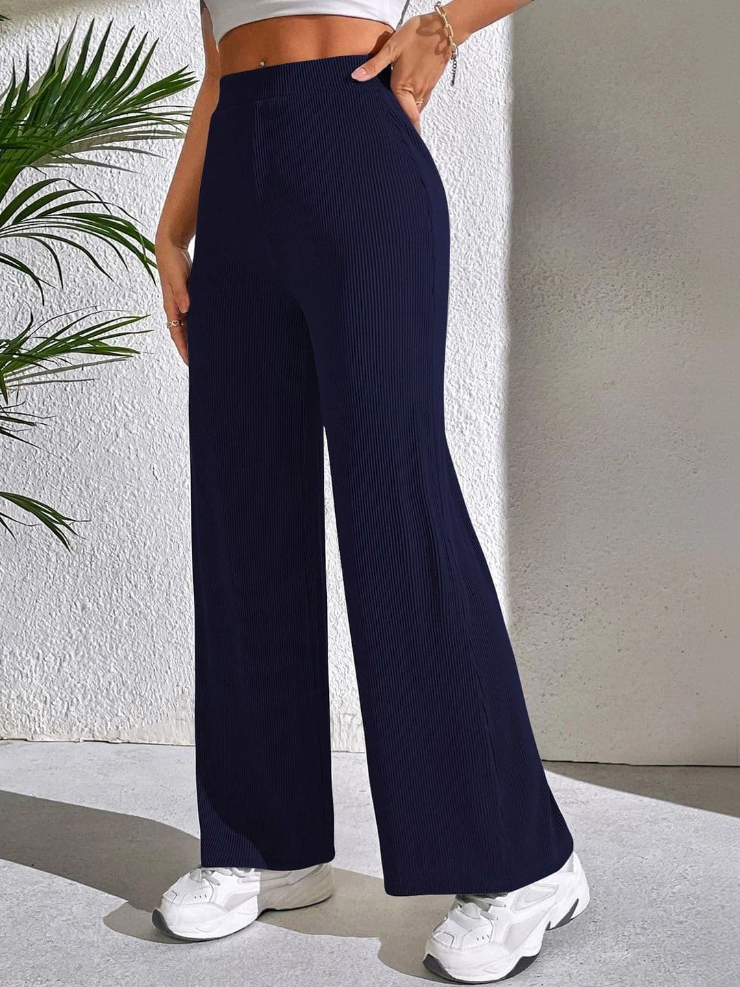 Neon Femme Women Textured High-Rise Trousers thumbnail 3
