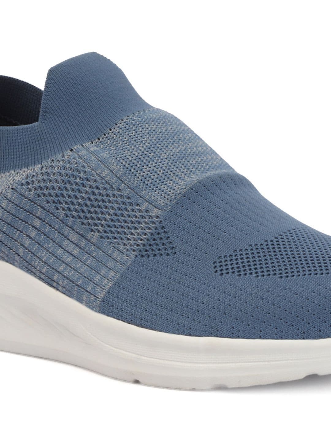 HRX by Hrithik Roshan Men Textured Slip-On Sneakers thumbnail 3