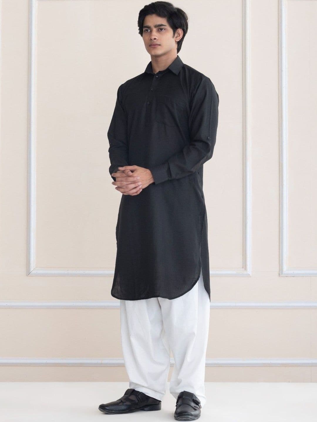 SHROBH Men Kurta thumbnail 6