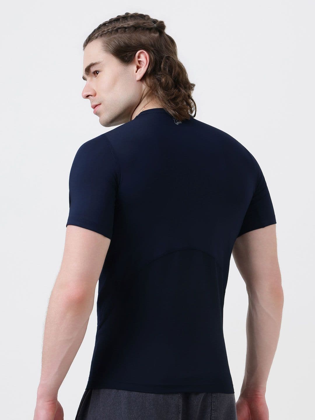 MuscleBlaze Unisex Brand Logo Printed Round Neck Compression T-shirt thumbnail 6