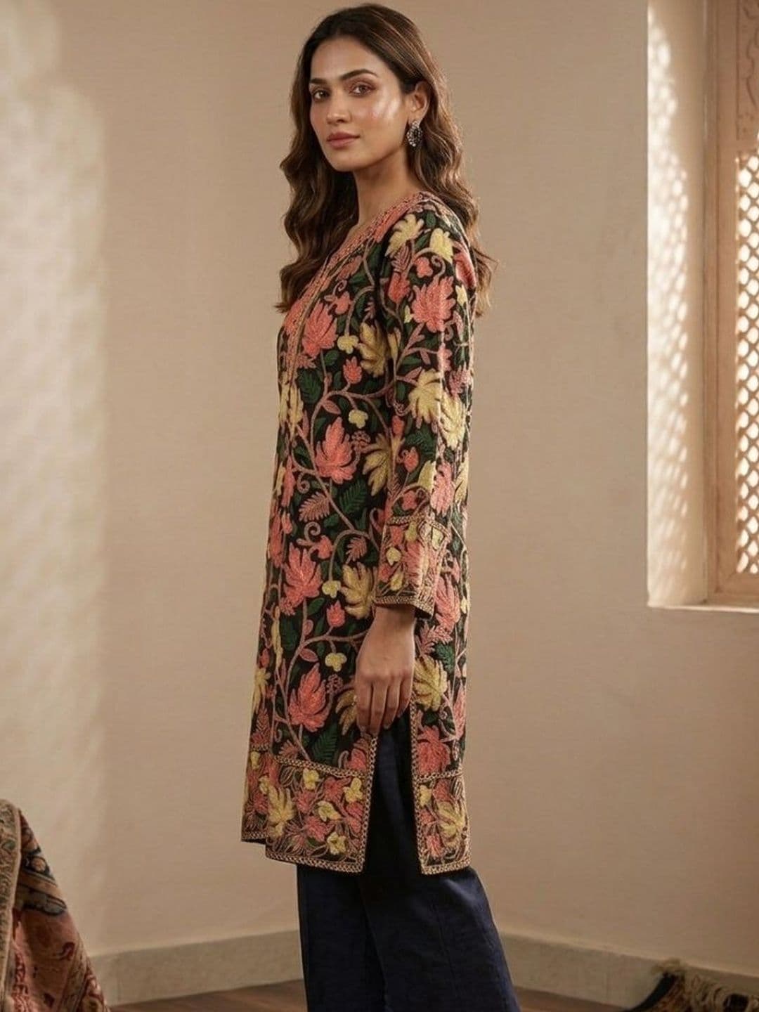 KTI Botanical Embroidered V-Neck Thread Work Thread Work Kurti thumbnail 2