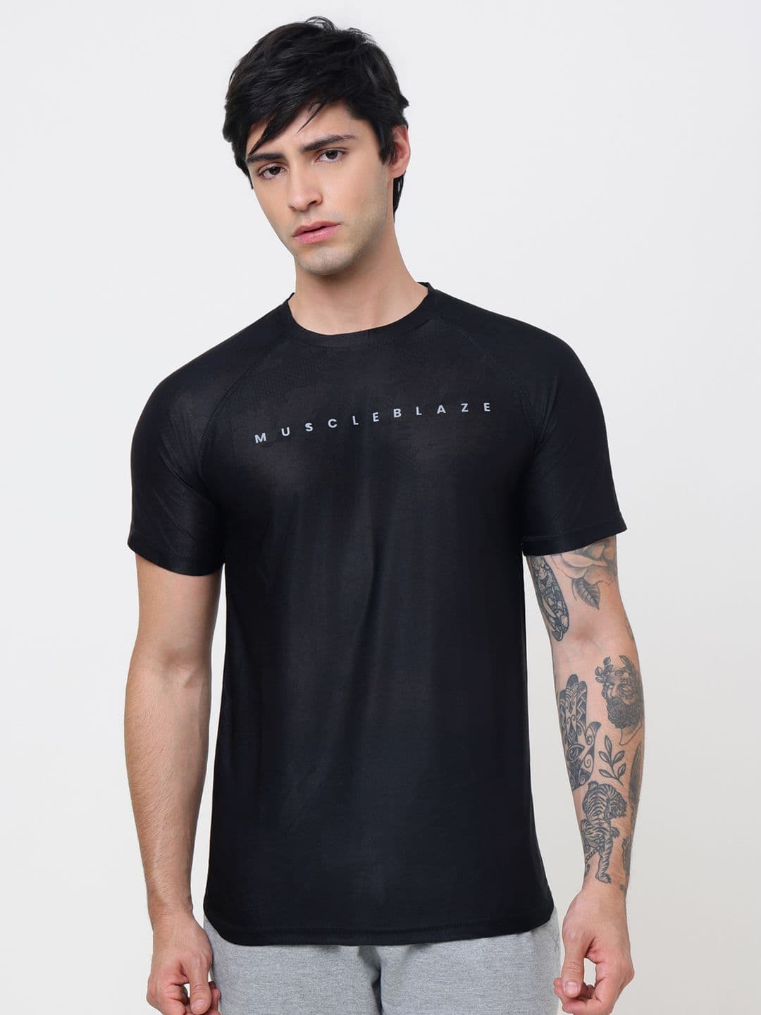 MuscleBlaze Unisex Brand Logo Printed Round Neck Compression T-shirt - view 1