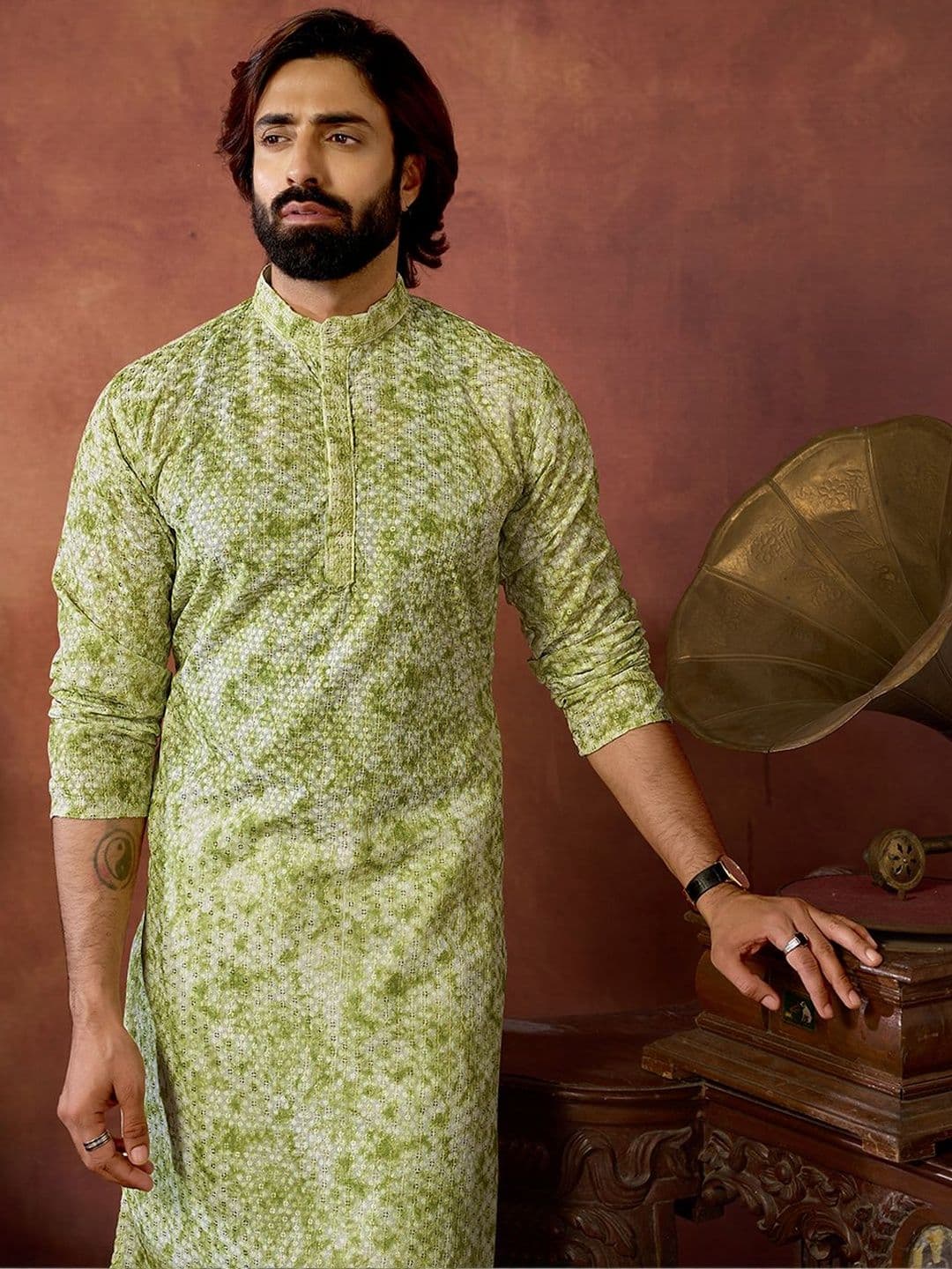 House of Pataudi Embroidered Cotton Mandarin Collar Knee Length Straight Kurtas thumbnail 6