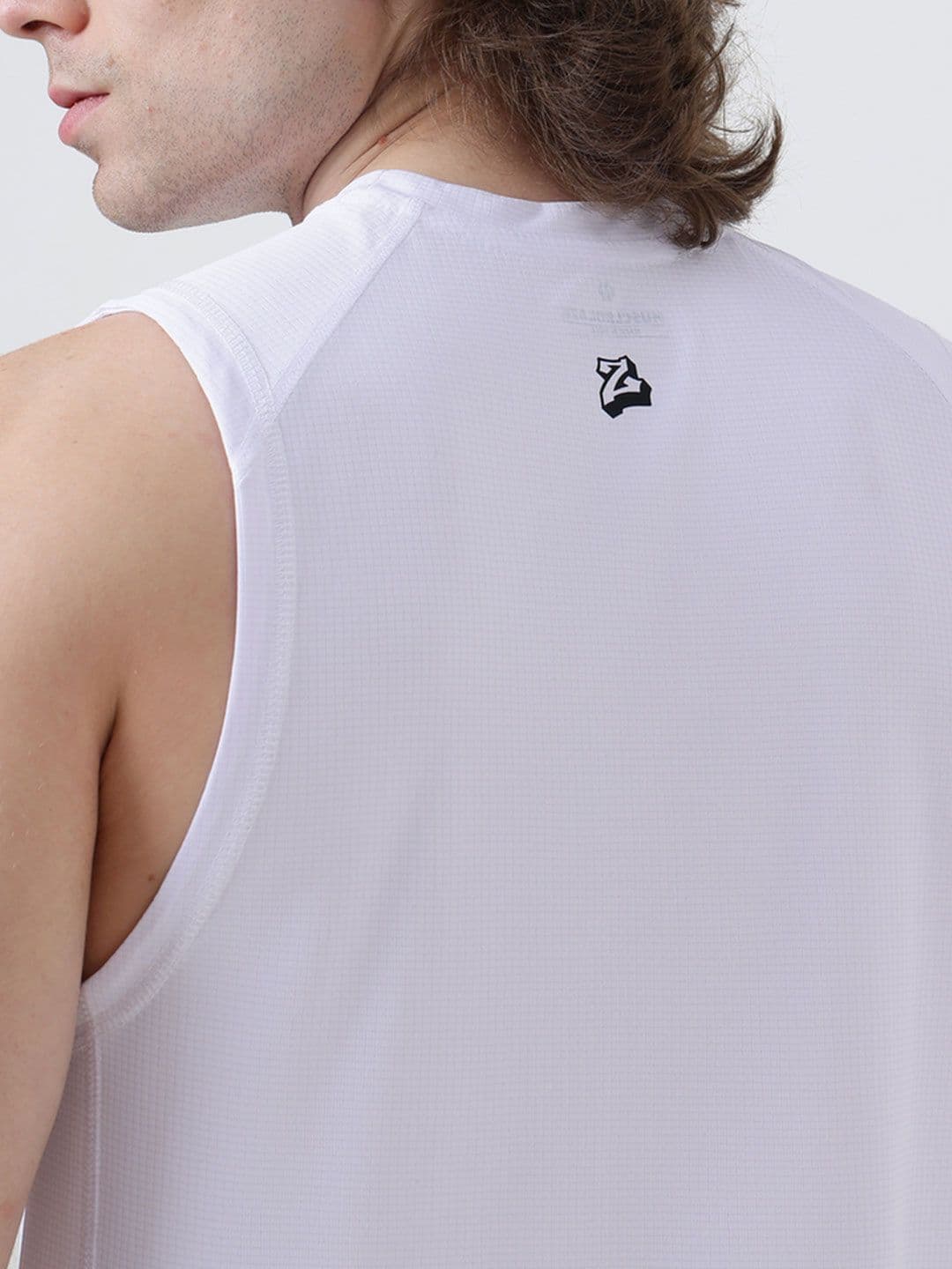 MuscleBlaze Unisex Brand Logo Printed Round Neck Compression T-shirt thumbnail 6