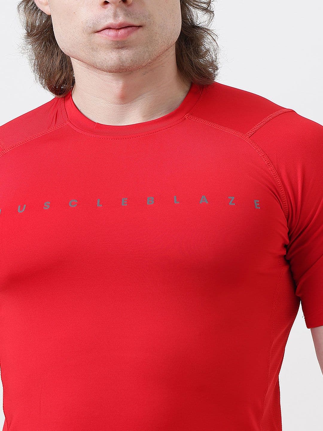 MuscleBlaze Unisex Brand Logo Printed Round Neck Compression T-shirt thumbnail 7