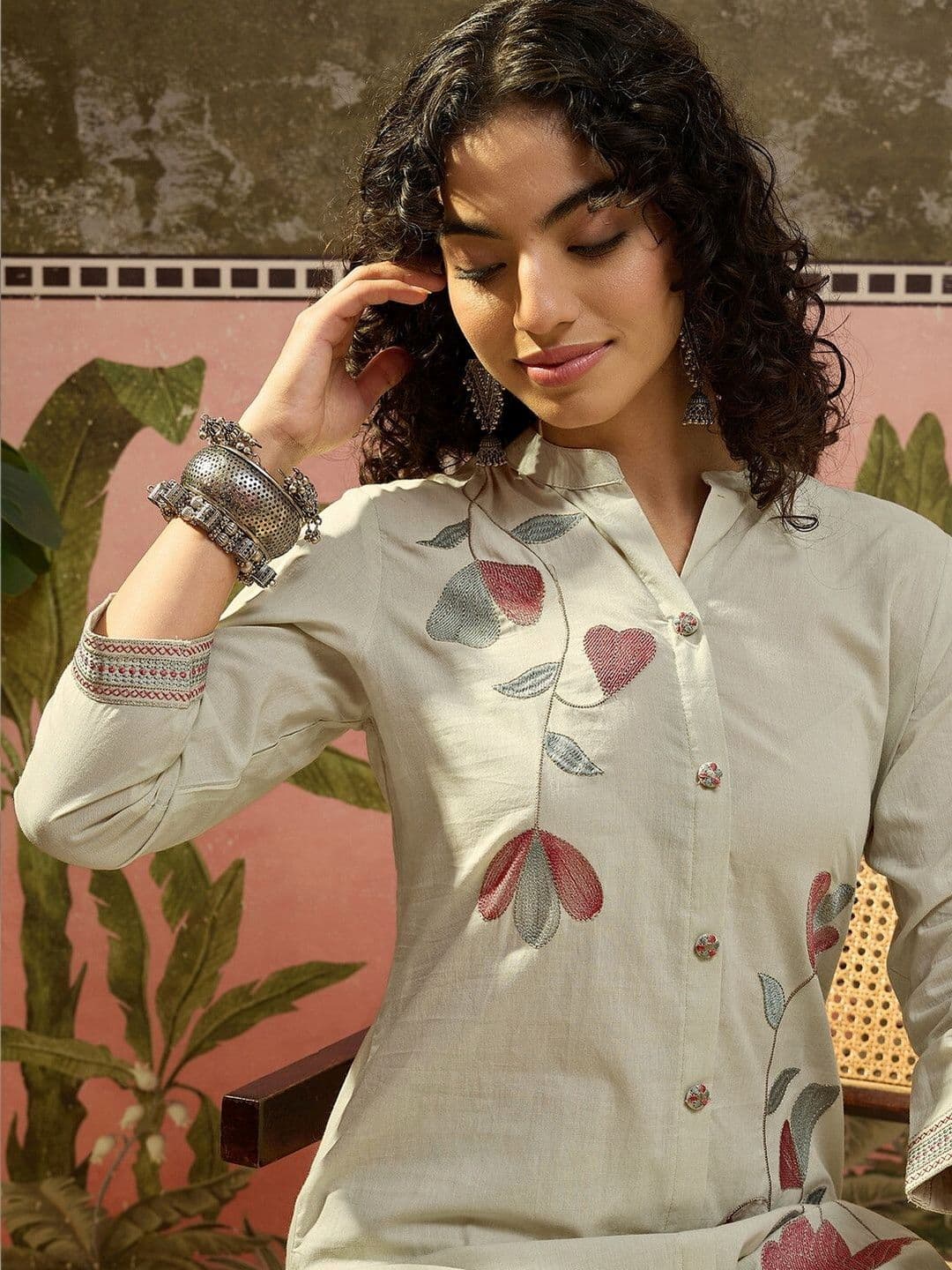 SKYLEE Embroidered Tunic with Trousers thumbnail 3