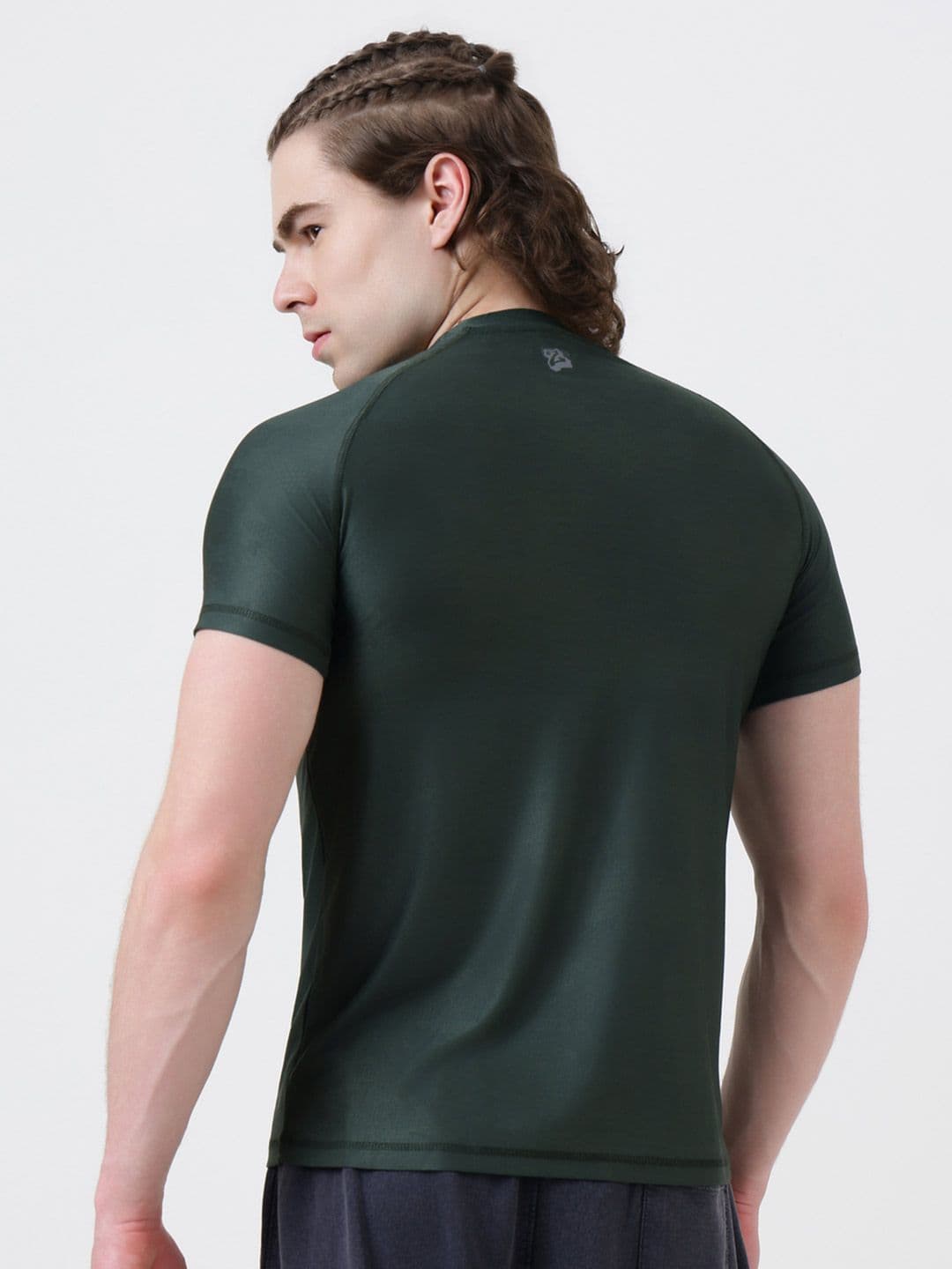 MuscleBlaze Unisex Brand Logo Printed Round Neck Compression T-shirt thumbnail 7