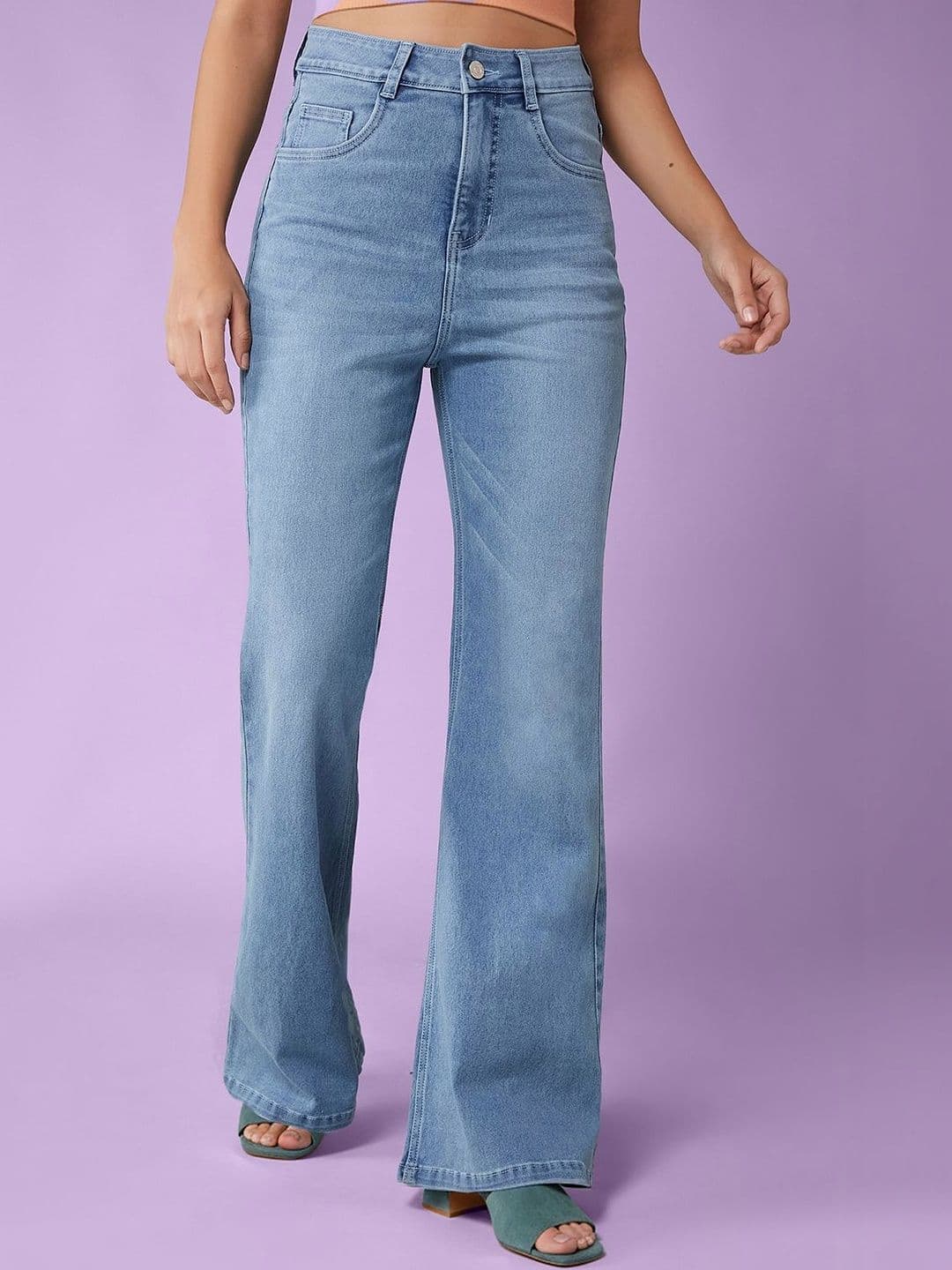 DOLCE CRUDO Women Bootcut High-Rise Light Fade Stretchable Jeans thumbnail 3
