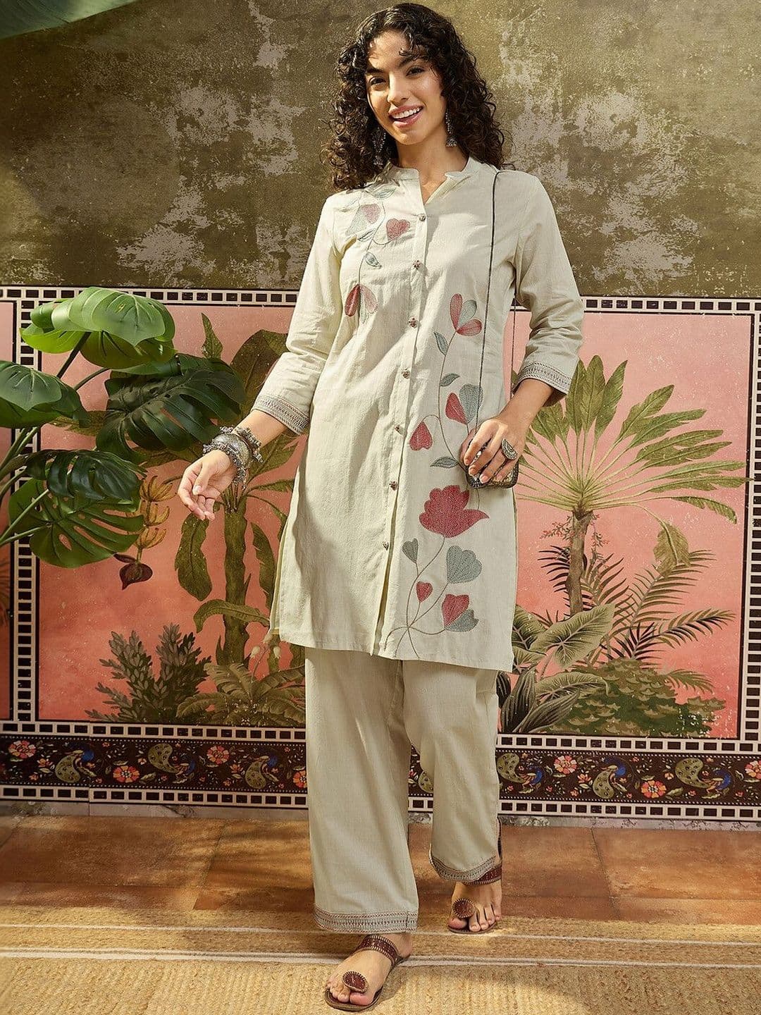 SKYLEE Embroidered Tunic with Trousers thumbnail 7