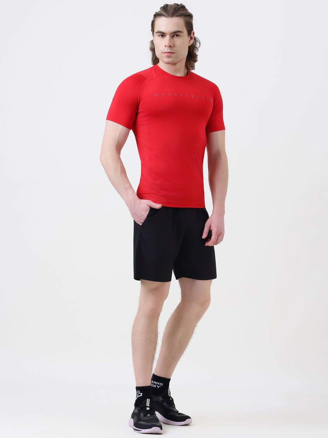 MuscleBlaze Unisex Brand Logo Printed Round Neck Compression T-shirt thumbnail 3