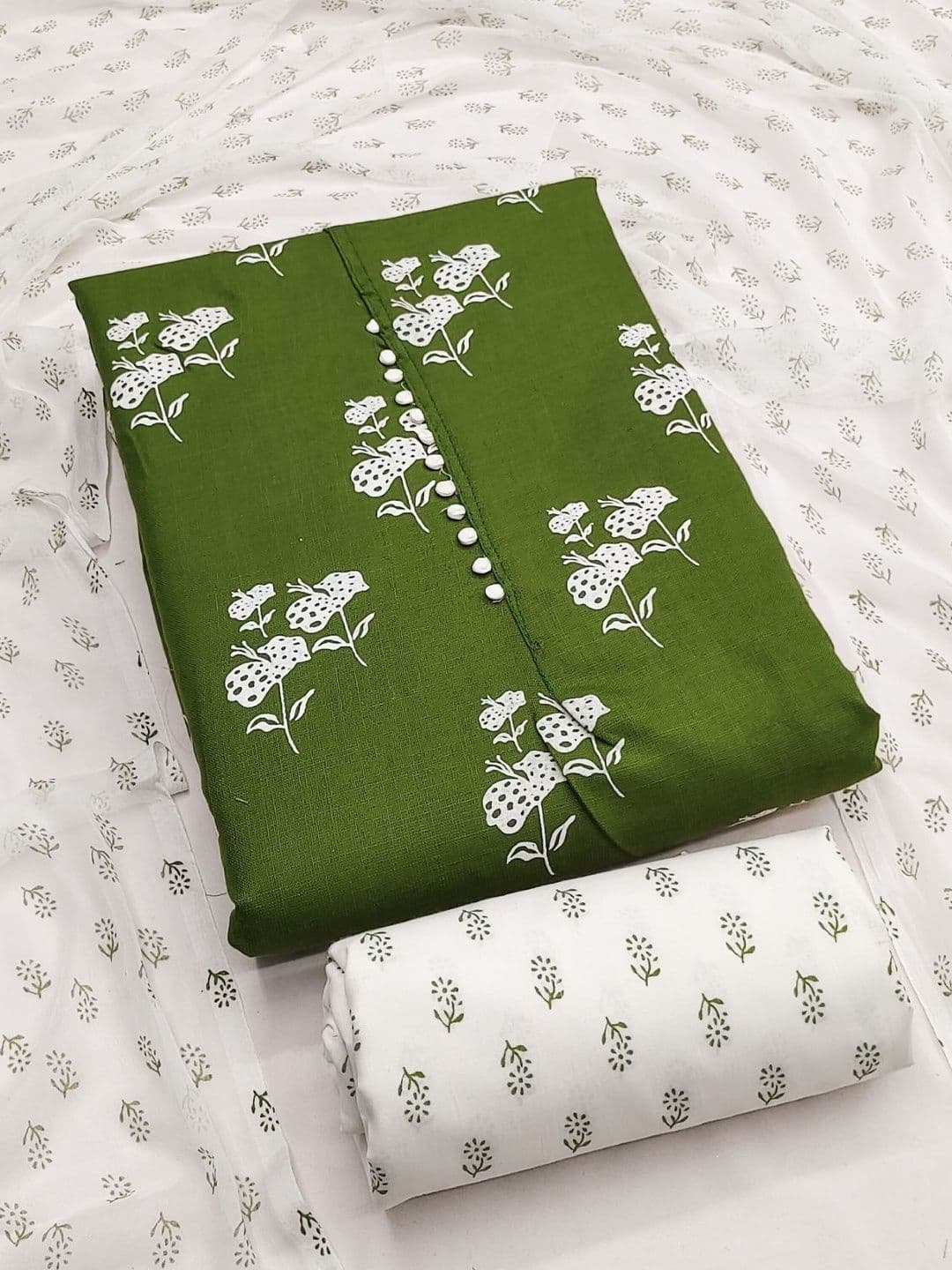 Panzora Printed Pure Cotton Unstitched Dress Material thumbnail 2