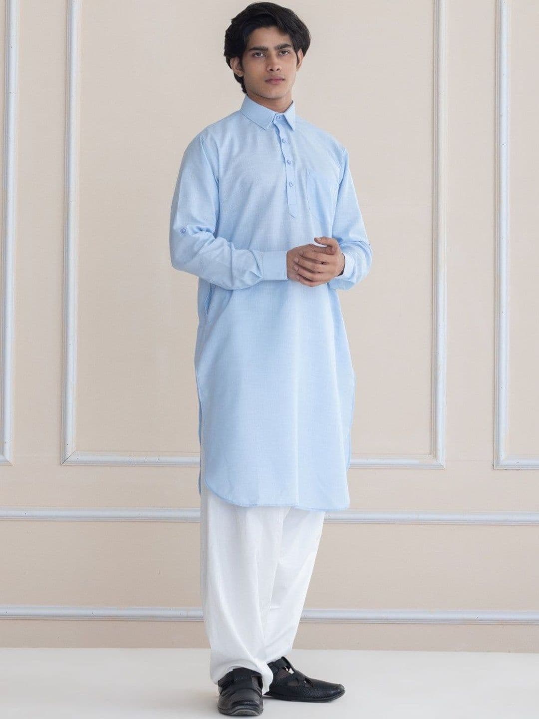 SHROBH Men Kurta thumbnail 4