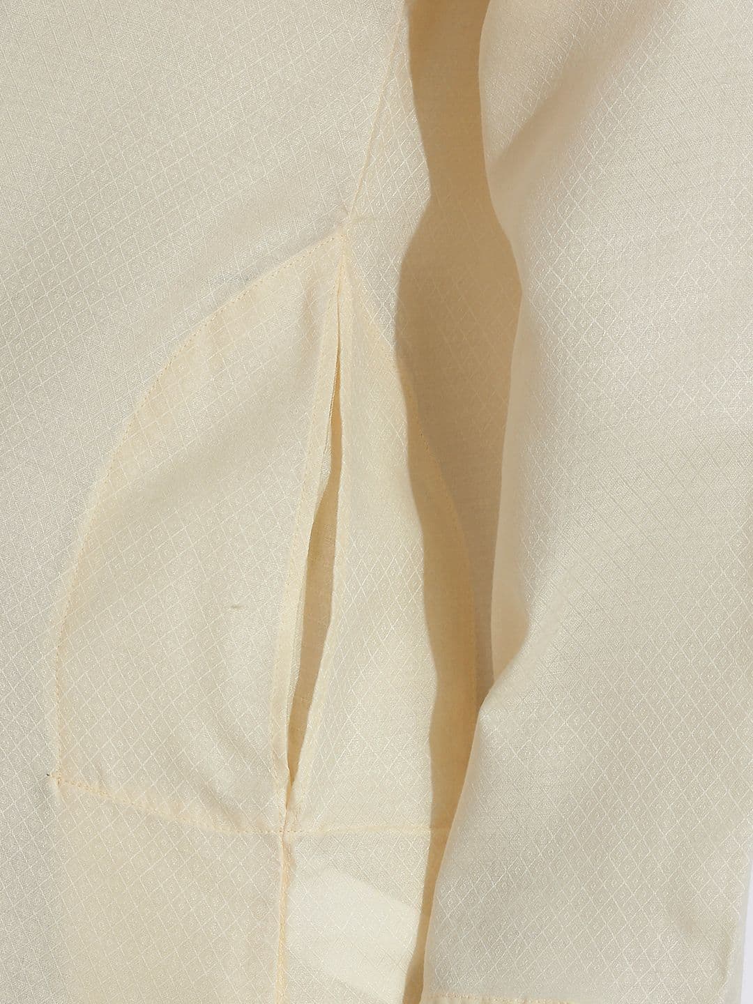 Anouk Self Design Textured Kurta thumbnail 5