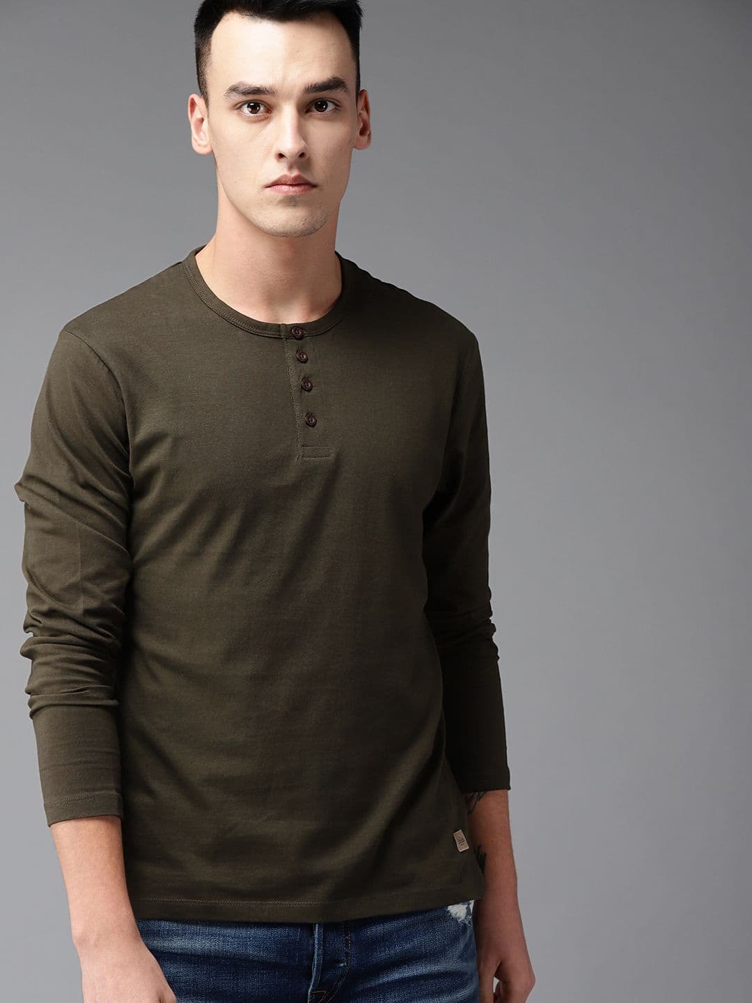 The Roadster Lifestyle Co Men Olive Green Solid Round Neck T-shirt - view 1