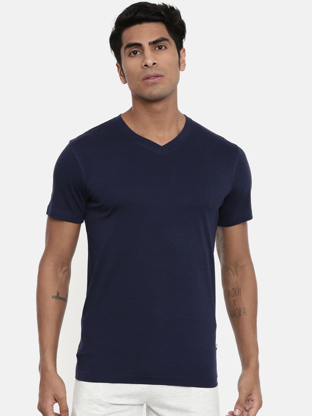 zebu Men Navy Blue Solid V-Neck Lounge T-shirt 1ZVHT - view 1