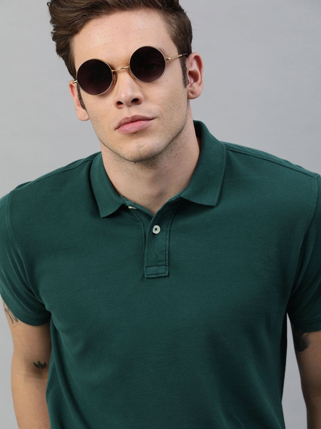 The Roadster Lifestyle Co Men Olive Green Solid Polo Collar Cotton T-shirt - view 1