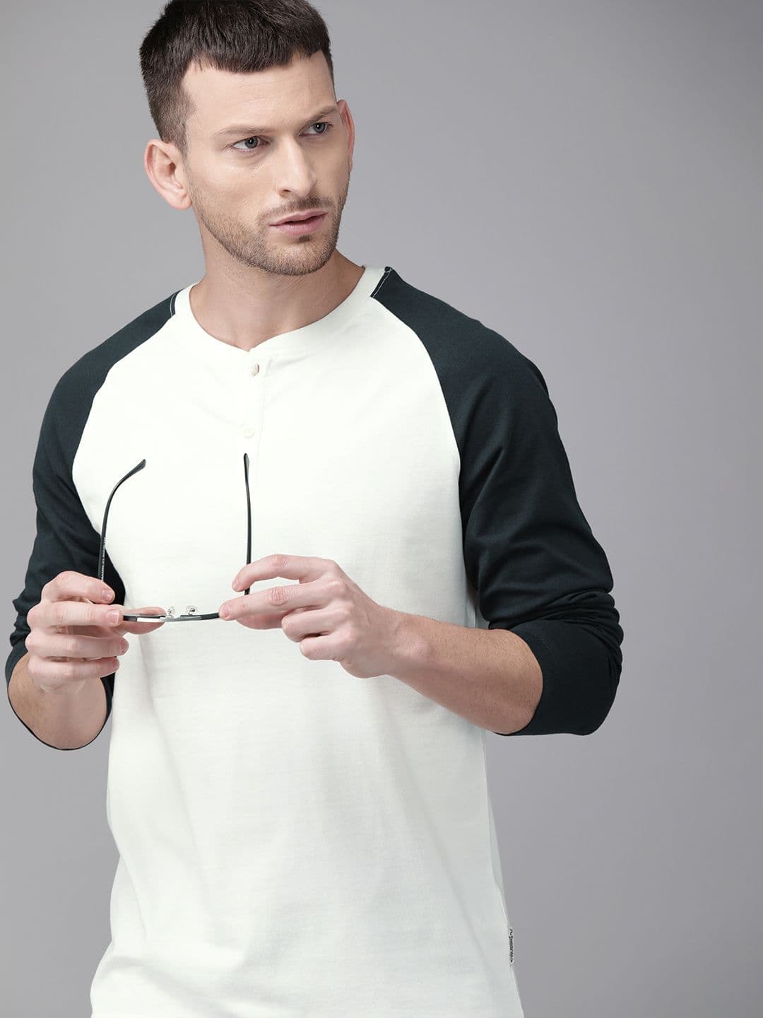The Roadster Lifestyle Co Men White Solid Henley Neck Pure Cotton T-shirt - view 1