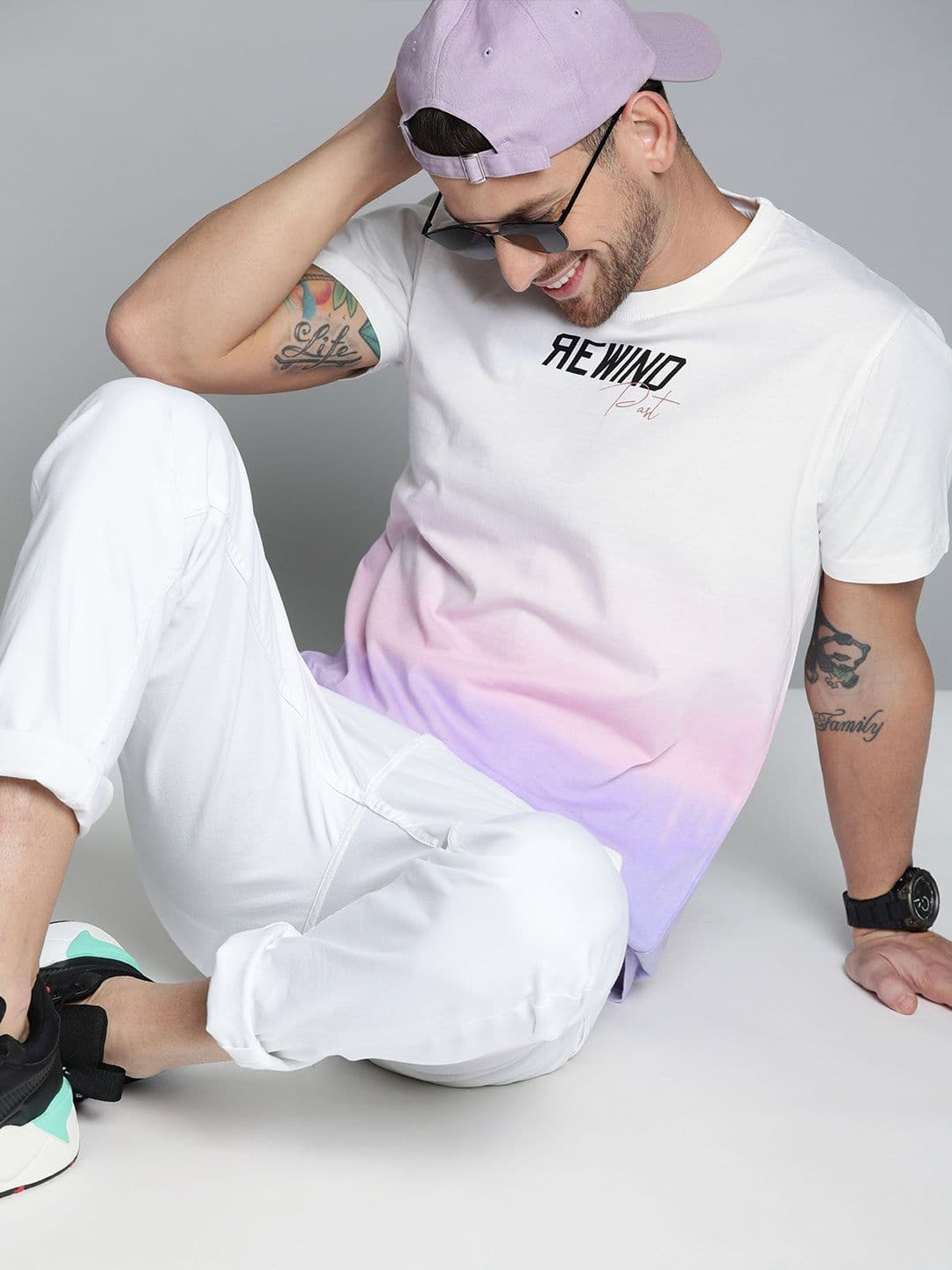 Kook N Keech Men White Pink Dyed Round Neck Cotton T-shirt with Printed Detail - view 1