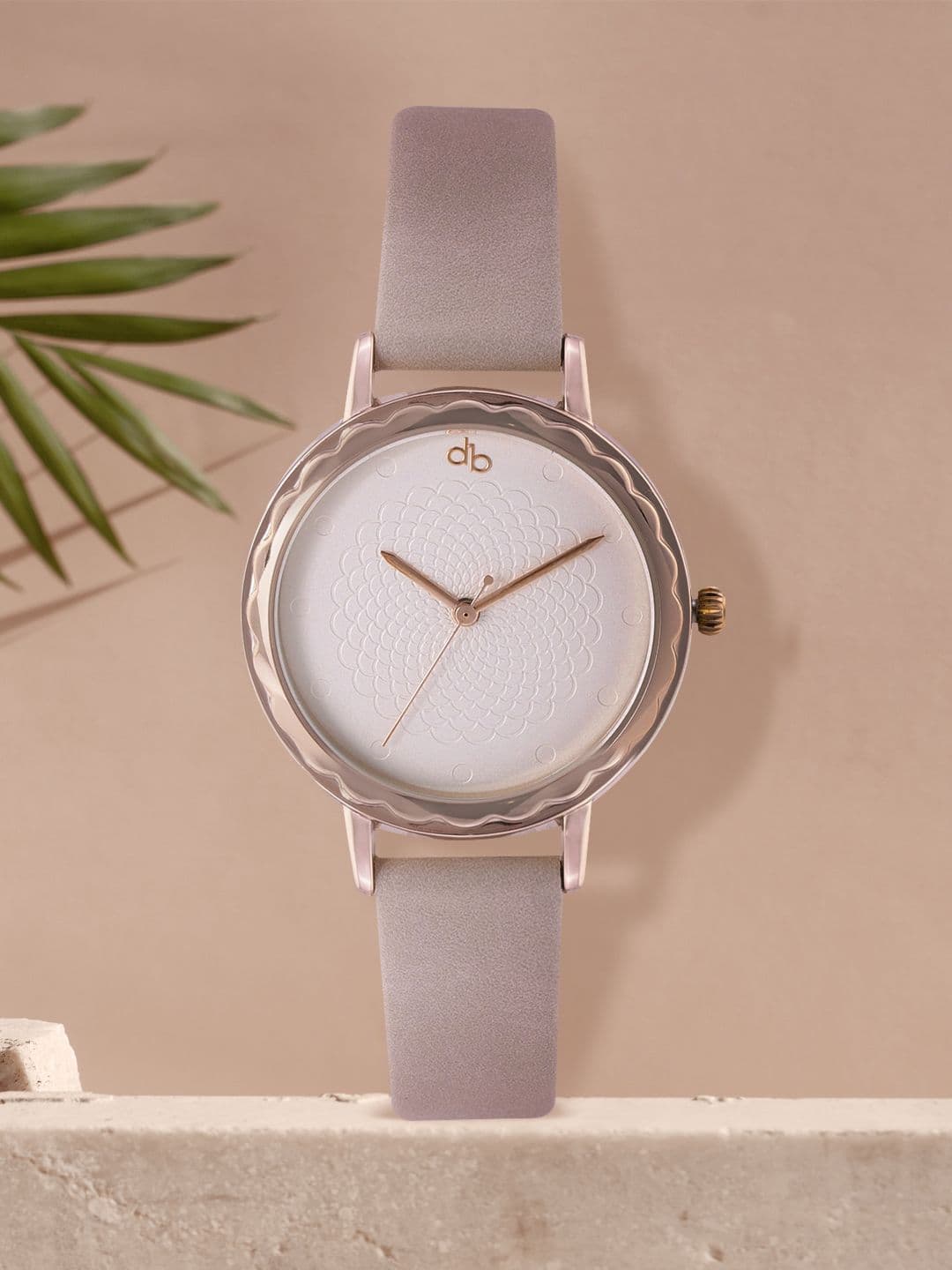 DressBerry Women Off-White Analogue Watch MFB-PN-WTH-6358L - view 1