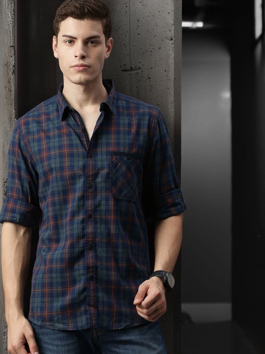 Roadster Men Blue & Orange Regular Fit Checked Casual Shirt - view 1