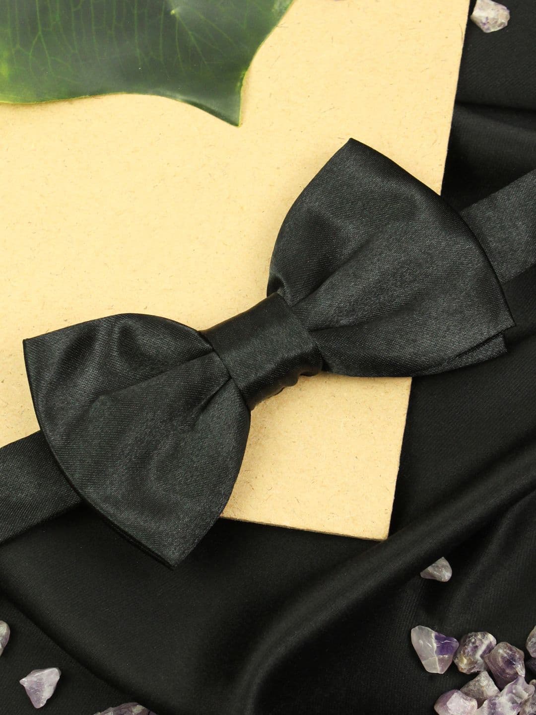 PELUCHE Black Solid Bow Tie - view 1