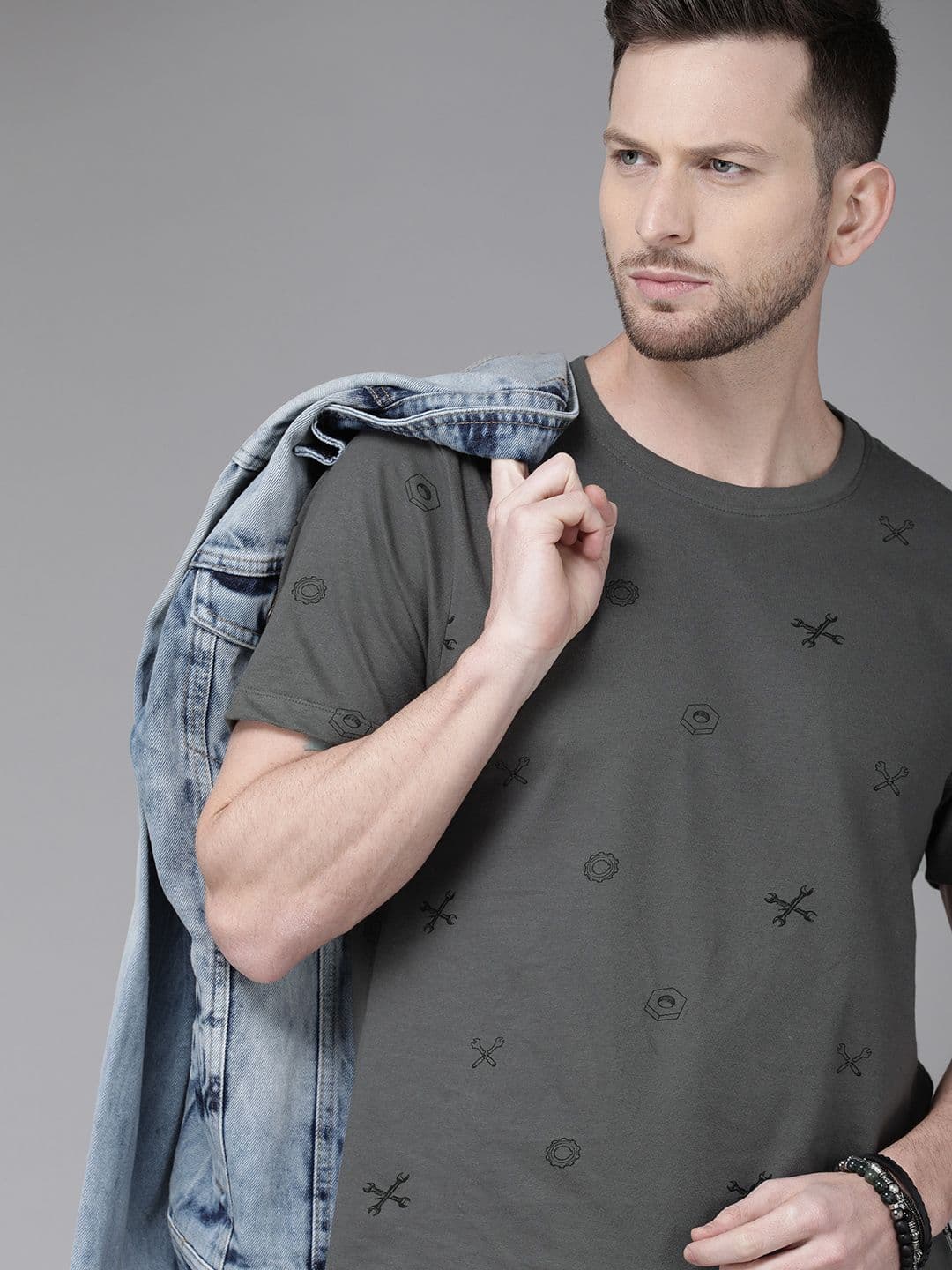 Roadster Men Charcoal Grey Printed Round Neck Pure Cotton T-shirt - view 1