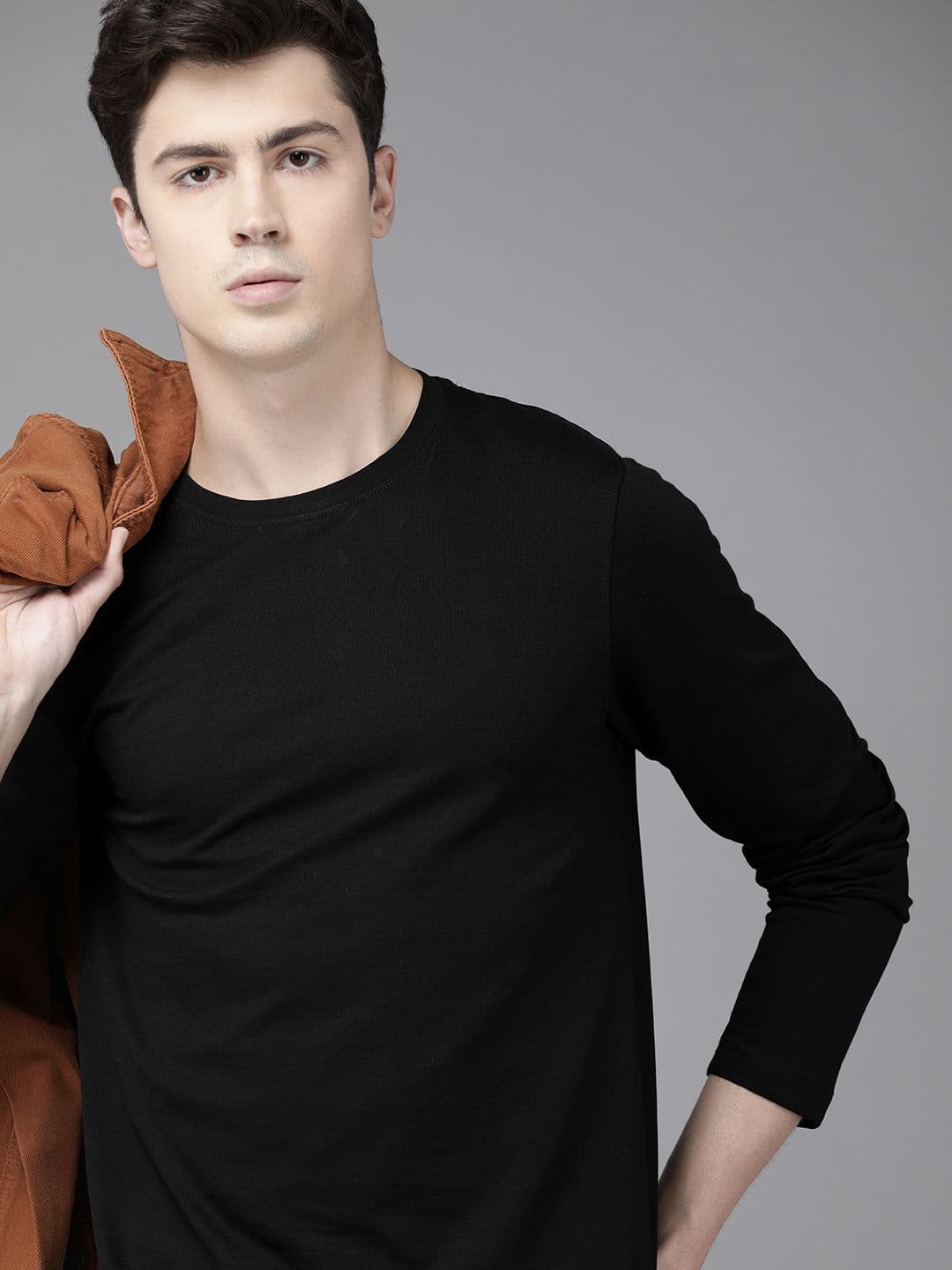 Roadster Men Black High-Low Cotton T-shirt - view 1