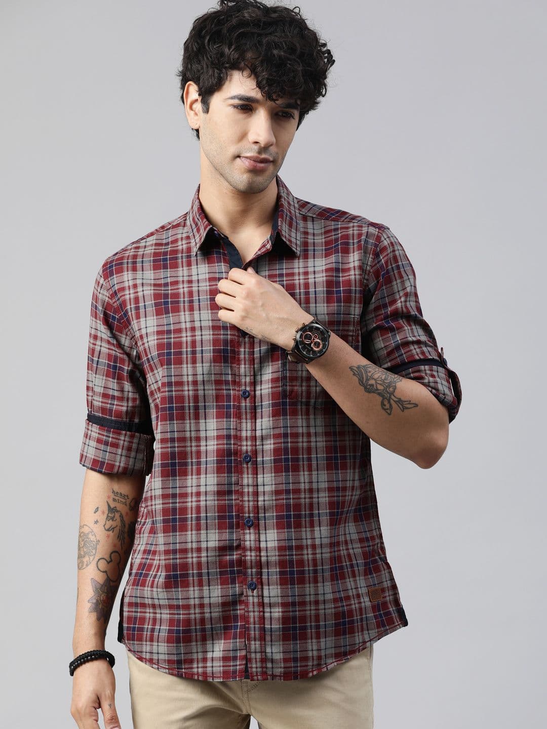 Roadster Men Regular Fit Checked Casual Shirt - view 1