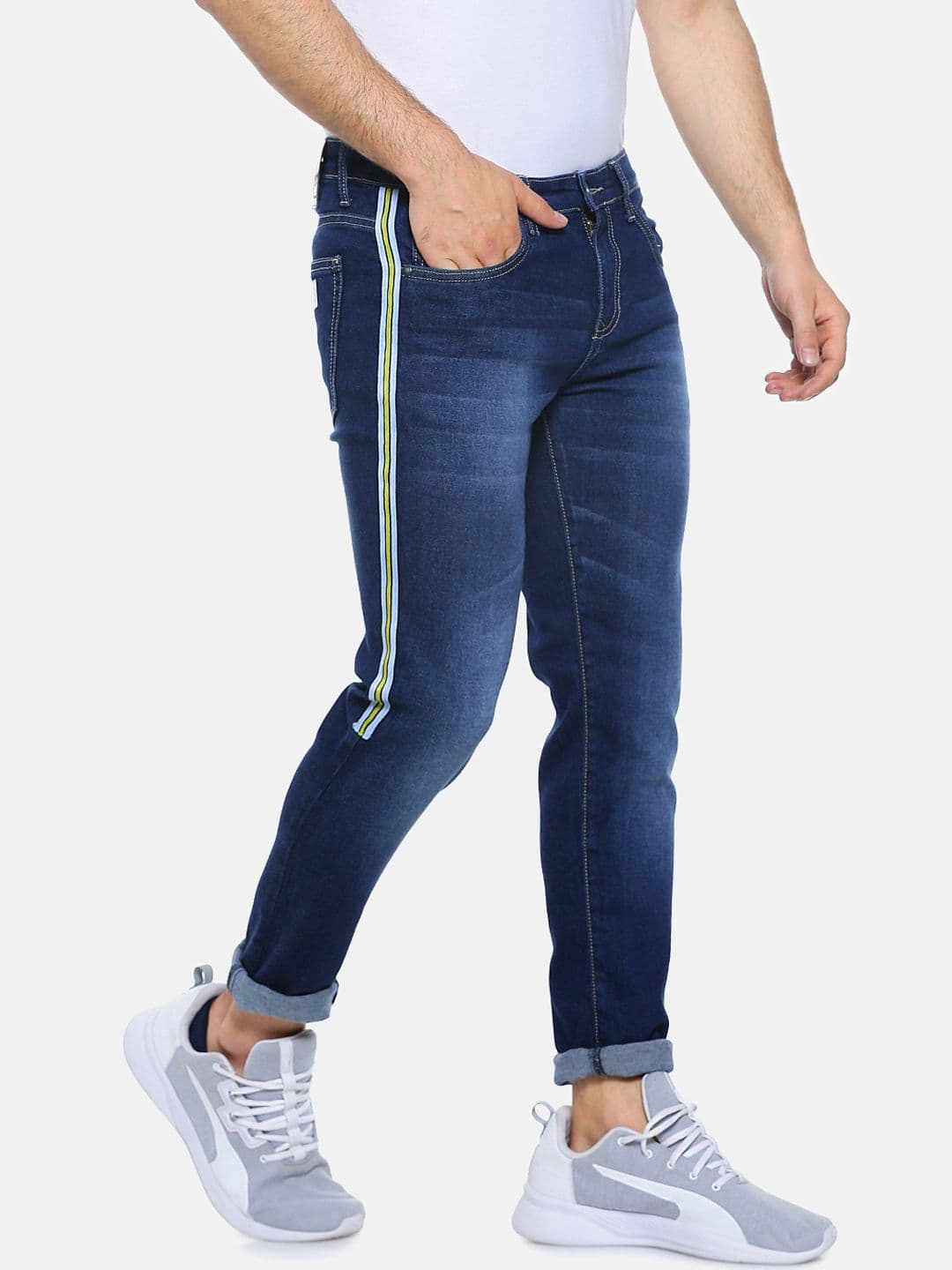 CAHOOT Men Blue Slim Fit Mid-Rise Clean Look Jeans - view 1