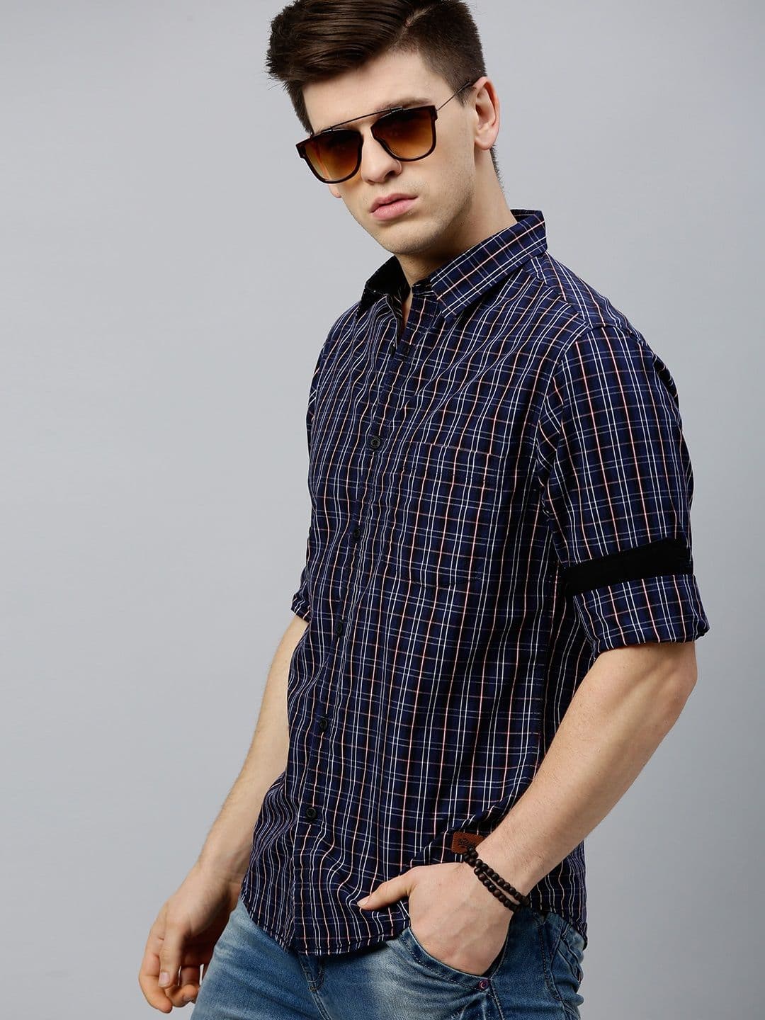 Roadster Men Navy Blue & White Regular Fit Checked Casual Shirt - view 1