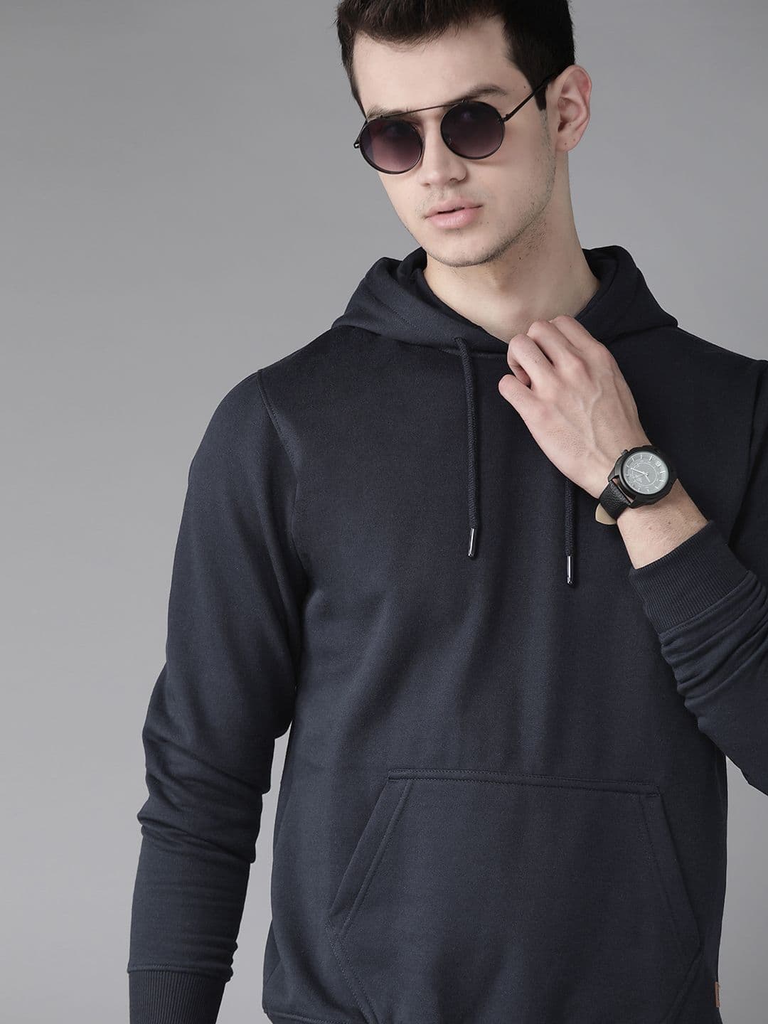 Roadster Men Navy Blue Solid Hooded Sweatshirt - view 1
