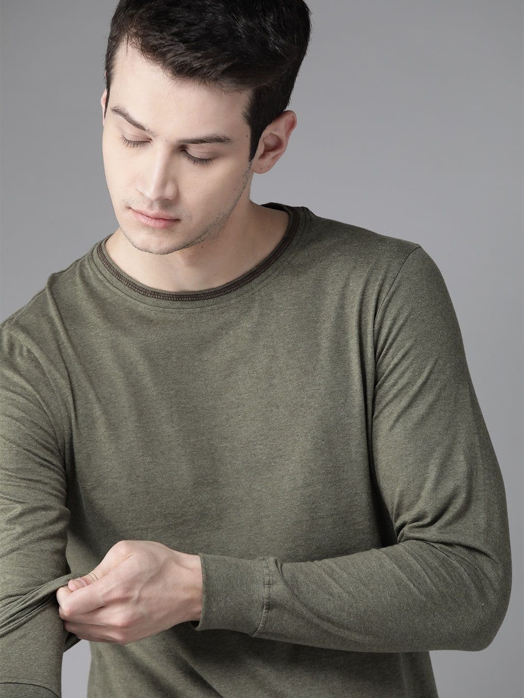Roadster Men Olive Green Ribbed Cuffs Cotton T-shirt - view 1